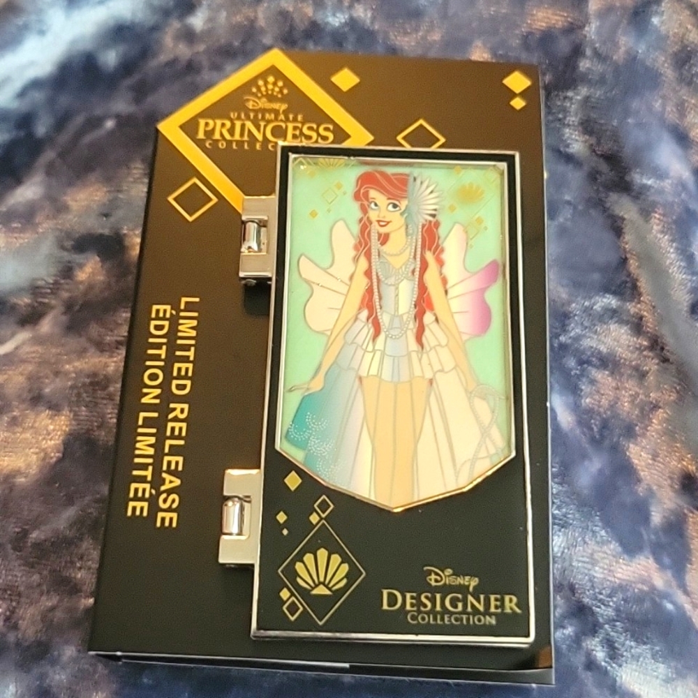 Disney Designer Collection Ariel Pin 🧜🏼‍♀️